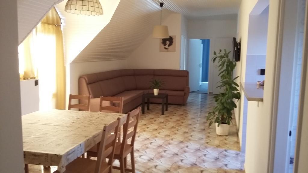 Apartman Soos -- Only For Relaxation, Not For Party! Siofok Ngoại thất bức ảnh